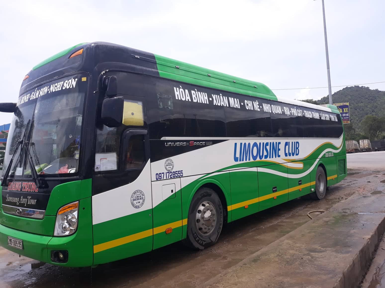 Xe H&ograve;a B&igrave;nh Sầm Sơn